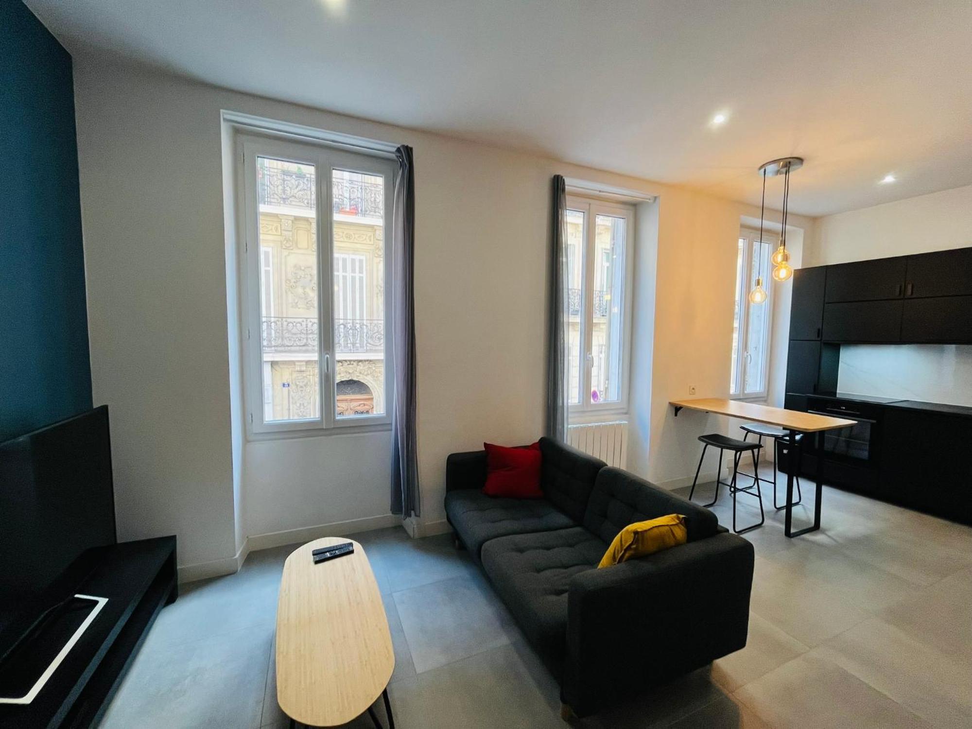 Joli T2 Moderne Au Coeur De Marseille - Place Castellane المظهر الخارجي الصورة